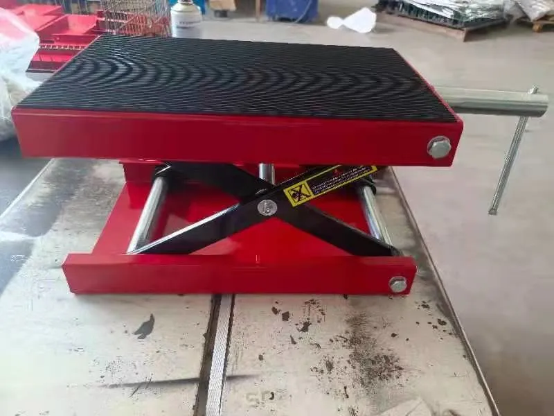 1100lbs Capacity Motorcycle Scissor Jack Wide Deck Motorcycle Center Stand 500kg Motorcycle Scissor Lift Stand